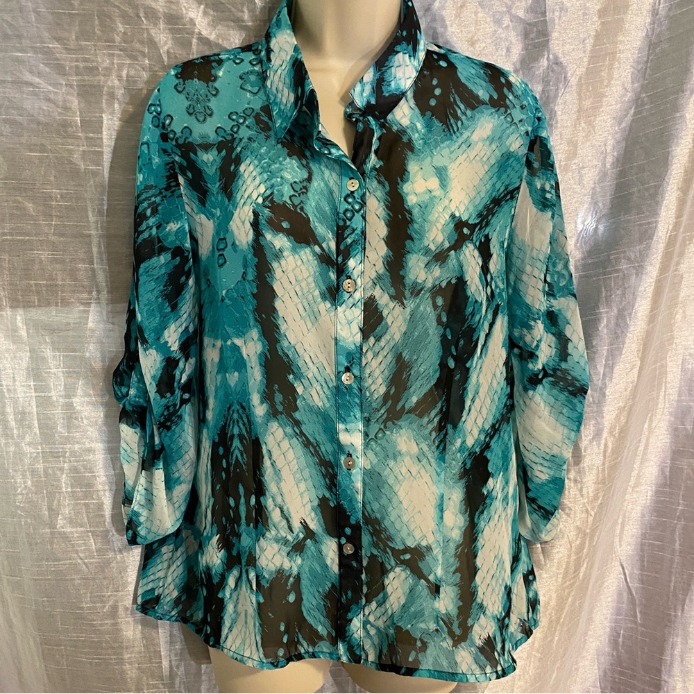 Serenade sheer snake top 3/4 sleeve, button down, SZ L GUC, lightweight workwear